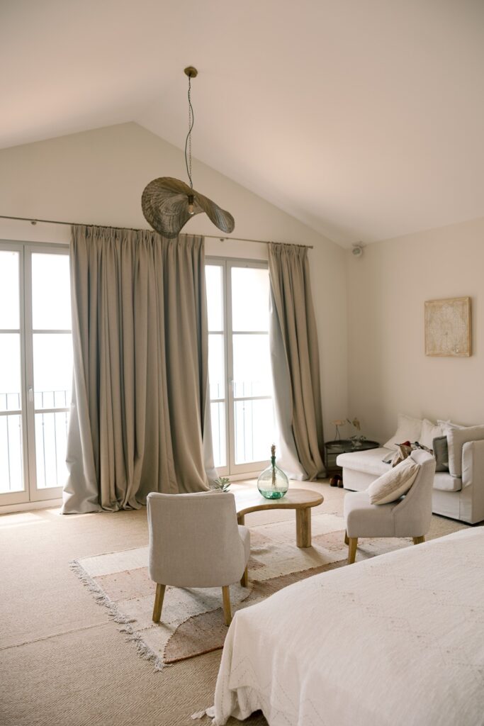 master bedroom for domaine de canaille wedding booking