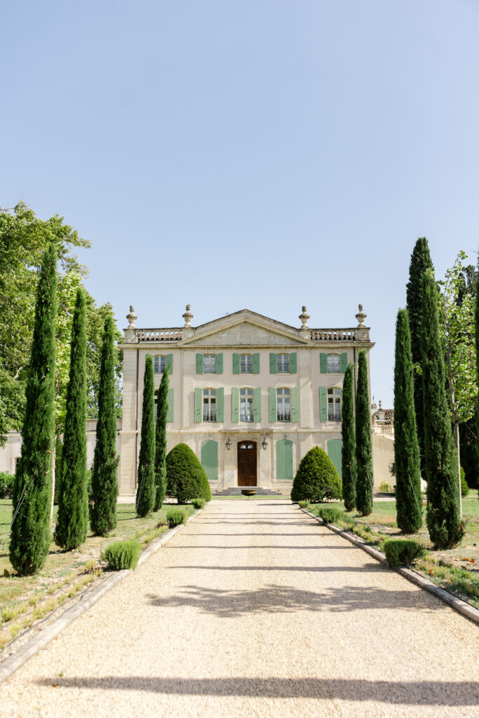 front driveway of Chateau de Tourreau